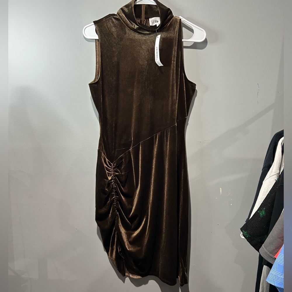Elegant Brown Velvet Dress by The Drop NWT - Picture 2 of 6